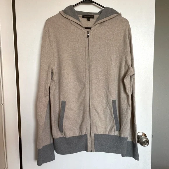 ***SOLD***Banana Republic Zip Hooded Sweater - Size L - Picture 1 of 10